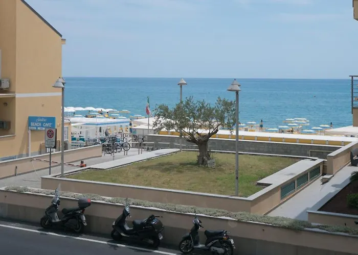 Babyaccommodation Family Experience Iv * Pietra Ligure